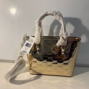 Michael Kors - NWT - Jet Set Travel Tote - Pale Gold